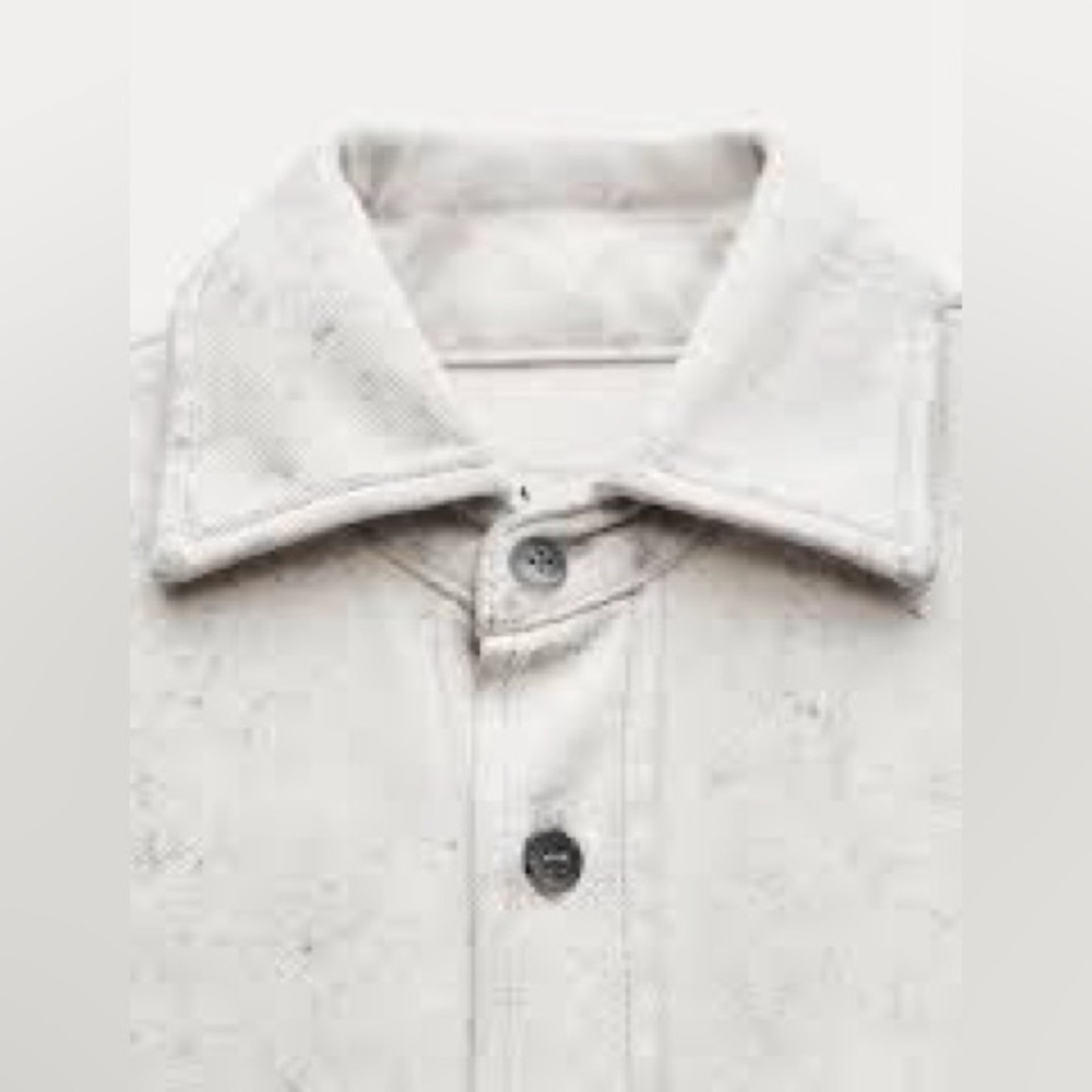 NWT. Zaza ZW Collection Ecru Denim Oversized Shirt with Degrade Effect. Size S. - Picture 7 of 10